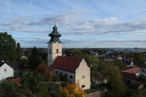 Luftaufnahme der Stammersdorfer Pfarrkirche